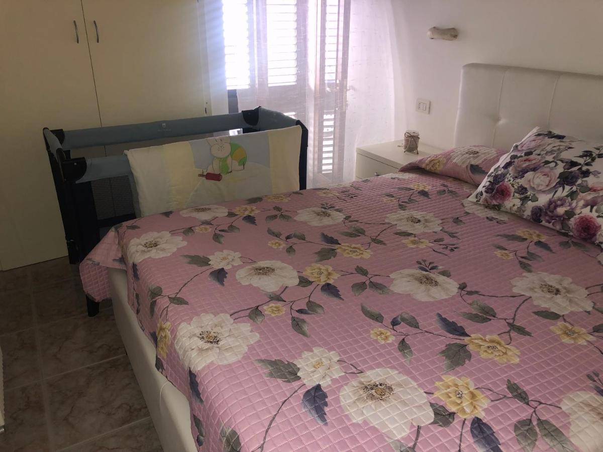 Welcome Friends&Family Villa Челие Месапика Екстериор снимка